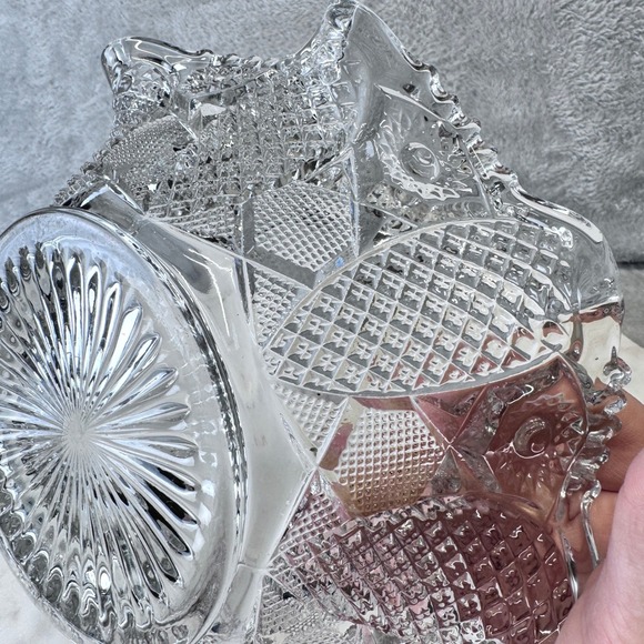 Vintage EAPG Clear Scalloped Ruffled Edge Bowl Starburst Pattern 8.5" - Picture 8 of 10